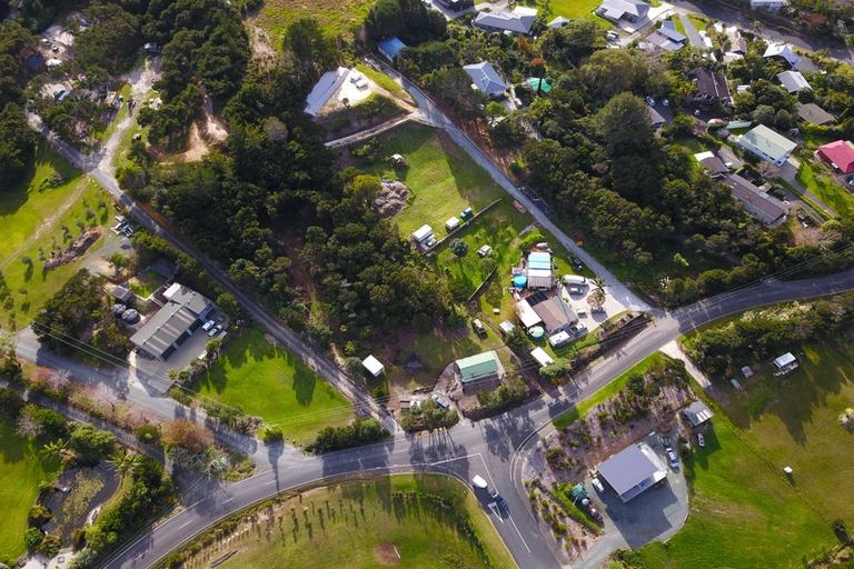 Photo of property in 119 Cable Bay Block Road, Cable Bay, 0420