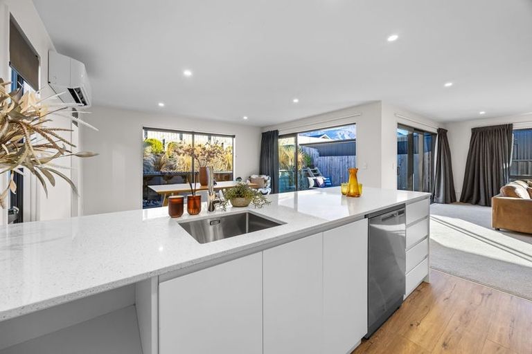 Photo of property in 207 Aubrey Road, Wanaka, 9305