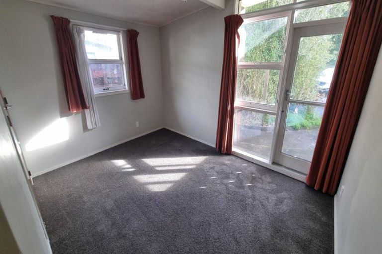 Photo of property in 108 Middleton Road, Churton Park, Wellington, 6037