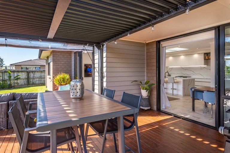 Photo of property in 6 Taranui Way, Paraparaumu Beach, Paraparaumu, 5032