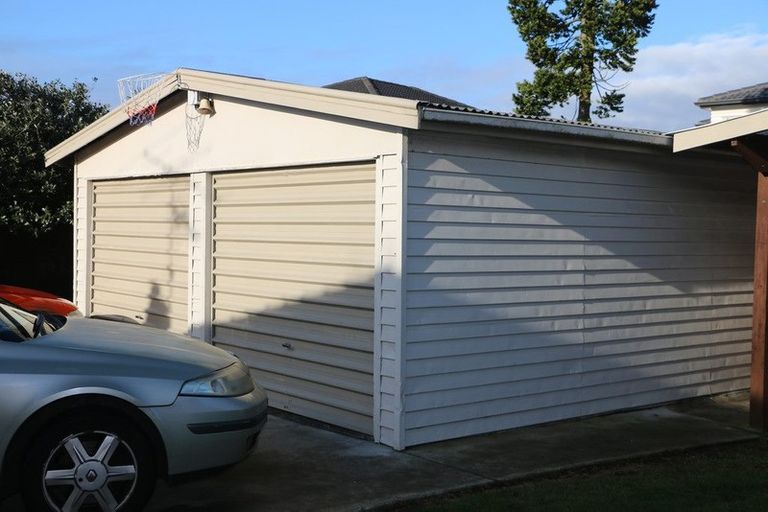 Photo of property in 19 Sunnyside Crescent, Papatoetoe, Auckland, 2025