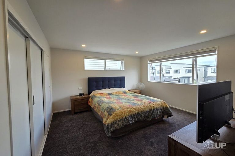 Photo of property in 46c Joshua Carder Drive, Hobsonville, Auckland, 0616