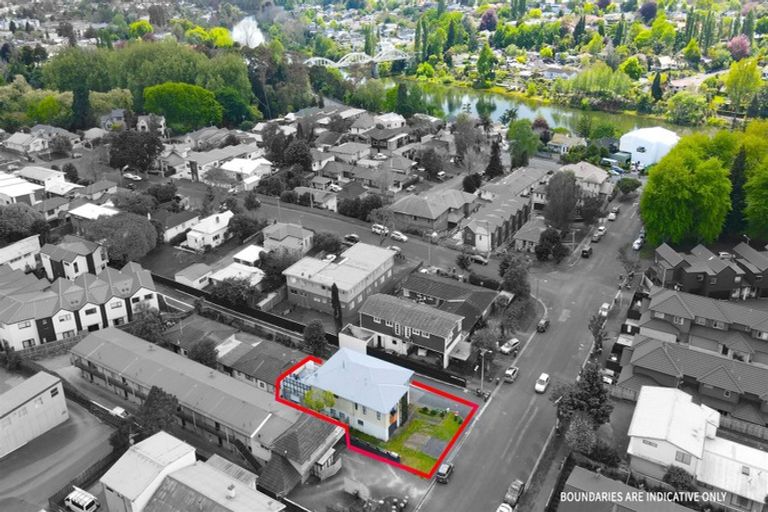 Photo of property in 16 Abbotsford Street, Whitiora, Hamilton, 3200