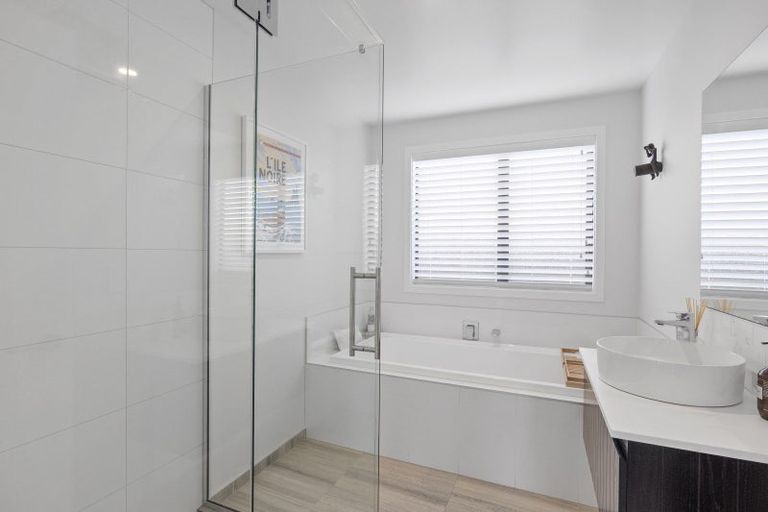 Photo of property in 12 Ardrossan Way, Tai Tapu, 7672