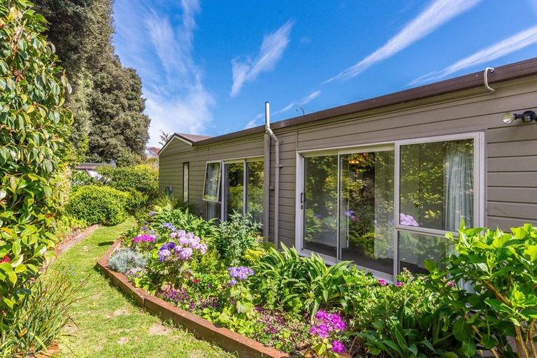Photo of property in 2 Rata Street, Waikanae, 5036