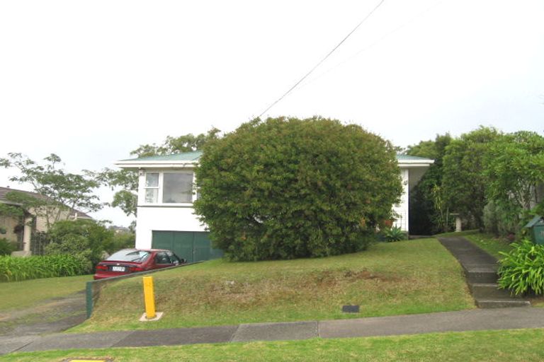 Photo of property in 15 Huka Road, Birkenhead, Auckland, 0626
