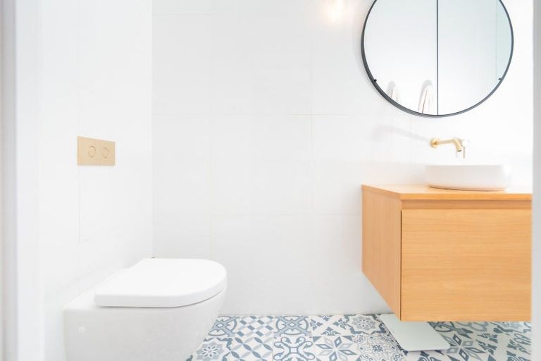 Photo of property in 2 Shannon Street, Mount Victoria, Wellington, 6011