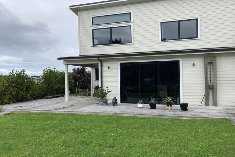 Photo of property in 9 Koru Place, Snells Beach, 0920
