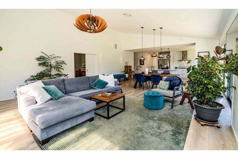 Photo of property in 15 Mandeno Drive, Kerikeri, 0230