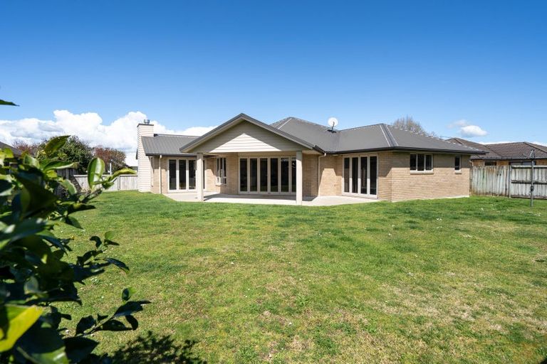 Photo of property in 19 Watkins Road, Cambridge, 3434