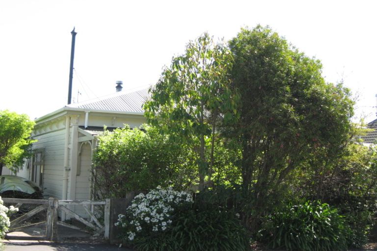 Photo of property in 106 Milton Street, The Wood, Nelson, 7010