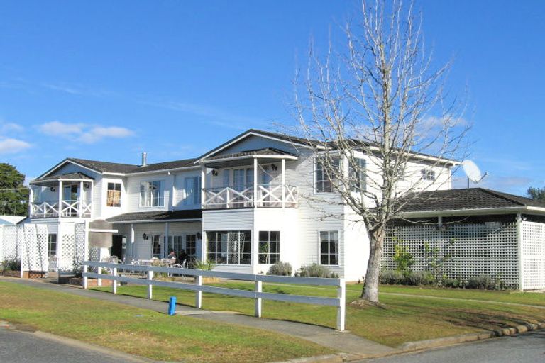 Photo of property in 7/4 Tohitapu Road, Paihia, 0200