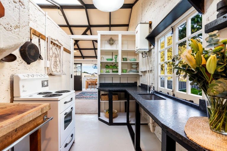 Photo of property in 10 Grange Road North, Haumoana, 4102