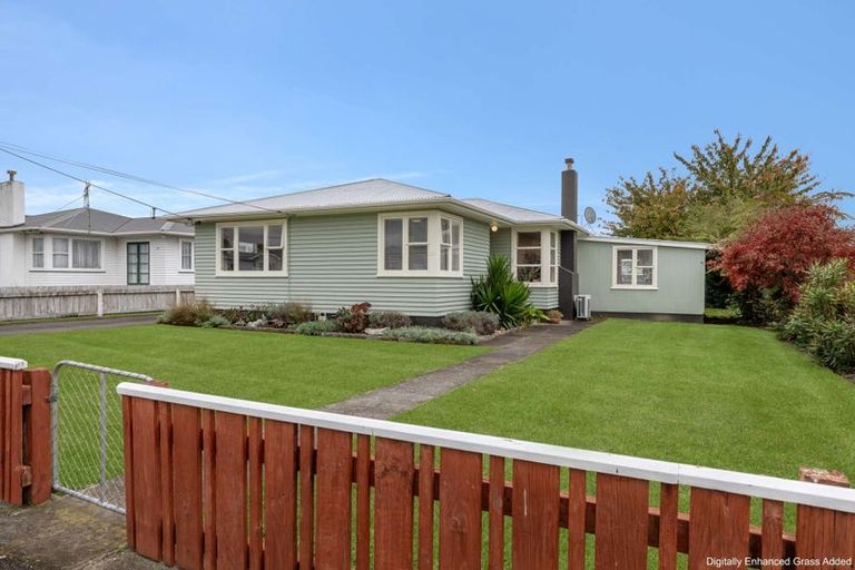 Photo of property in 27 Ferguson Street, Levin, 5510