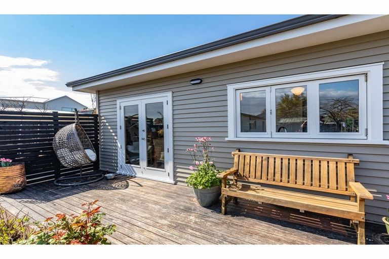 Photo of property in 105 Osborne Street, Waltham, Christchurch, 8011