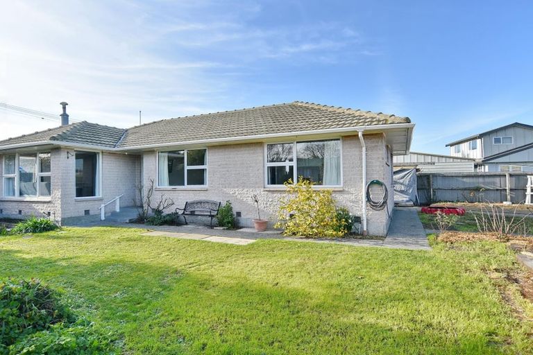 Photo of property in 53 Maces Road, Bromley, Christchurch, 8062