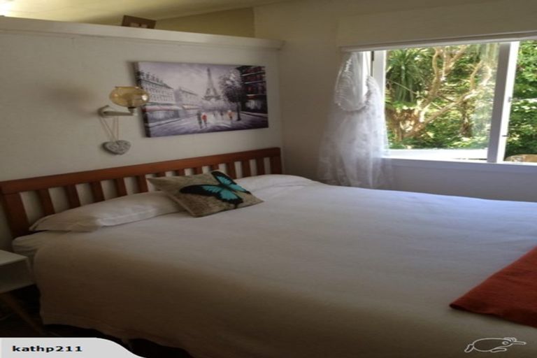 Photo of property in 160 Parkvale Road, Karori, Wellington, 6012