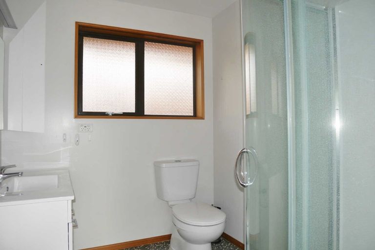 Photo of property in 22 Apsley Drive, Russley, Christchurch, 8042