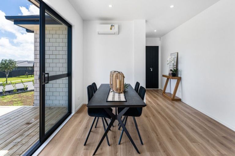 Photo of property in 4 Dame Nganeko Drive, Glenbrook, 2681