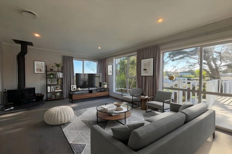 Photo of property in 32 Terra Nova Street, Glen Eden, Auckland, 0602
