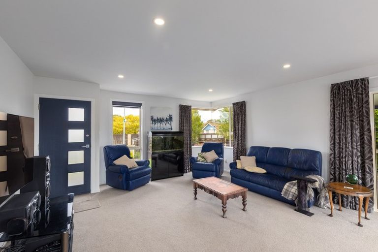 Photo of property in 1 Tapiri Street, Parklands, Christchurch, 8083