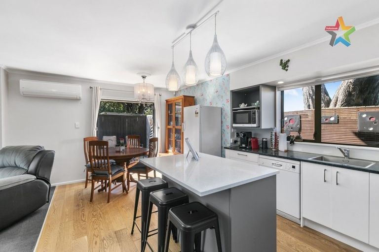 Photo of property in 52 Britannia Street, Petone, Lower Hutt, 5012