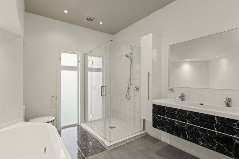 Photo of property in 3 Queen Street, Coalgate, 7673