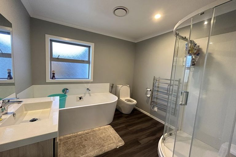 Photo of property in 7 Ron Fawcett Way, Wainuiomata, Lower Hutt, 5014