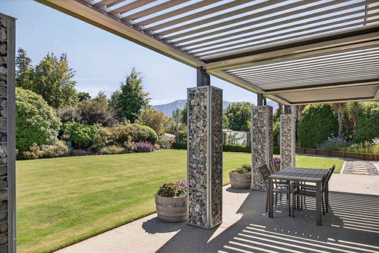Photo of property in 28 Sam John Place, Lake Hawea, 9382