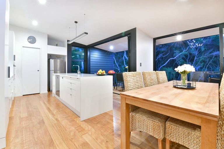 Photo of property in 31g Cochrane Avenue, Arkles Bay, Whangaparaoa, 0932