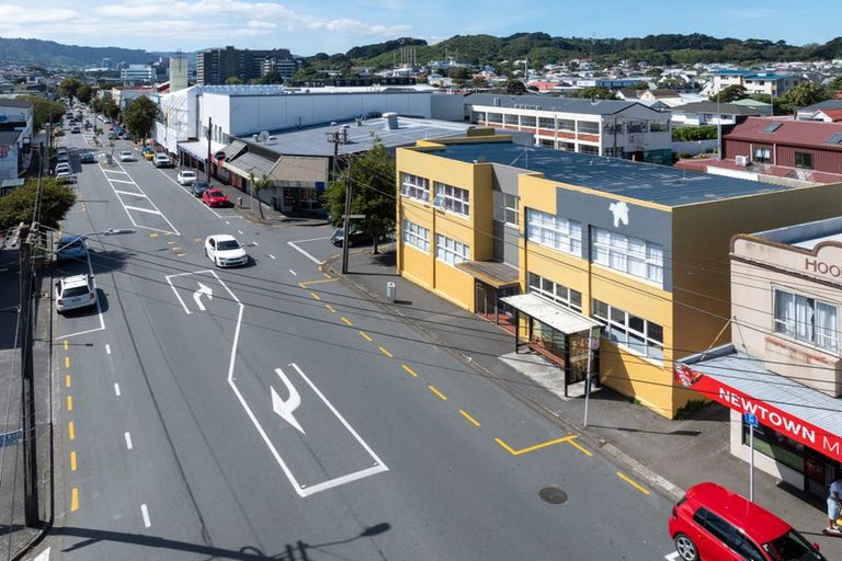 Photo of property in 233 Riddiford Street, Newtown, Wellington, 6021