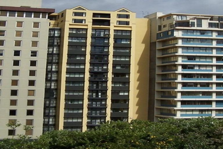 Photo of property in Terrace Garden Apartments, 6d/120 The Terrace, Wellington Central, Wellington, 6011