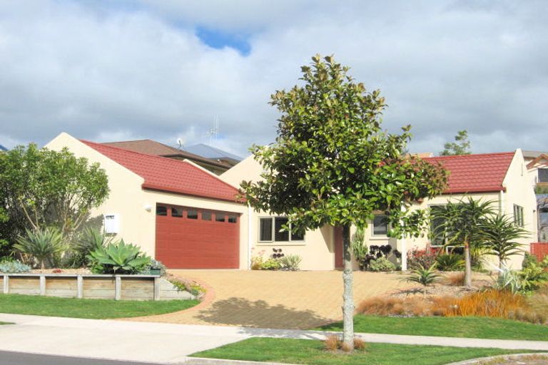 Photo of property in 250 Castlewold Drive, Bethlehem, Tauranga, 3110