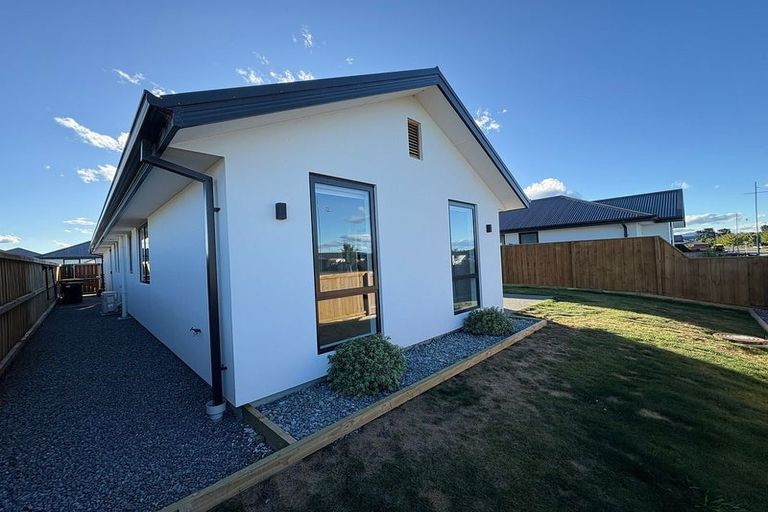 Photo of property in 17 Gossett Lane, Pegasus, 7612