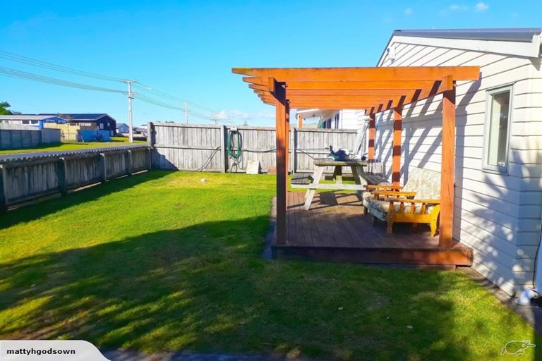 Photo of property in 354 Pukehina Parade, Pukehina, Te Puke, 3189