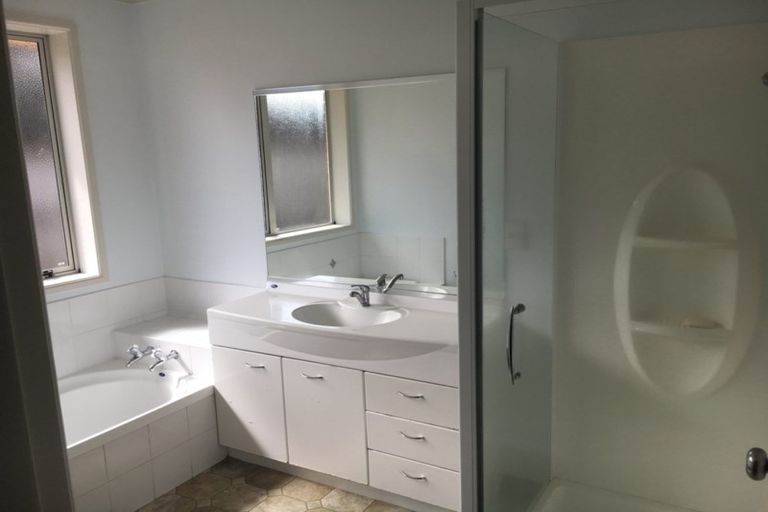 Photo of property in 10 Saint Johns Avenue, Hamilton East, Hamilton, 3216