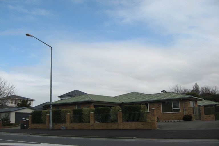 Photo of property in 2/61 Colombo Street, Cashmere, Christchurch, 8022