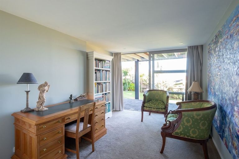 Photo of property in 26 Aotearoa Terrace, Murrays Bay, Auckland, 0630