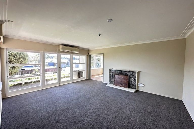 Photo of property in 44 Royston Street, Rosehill, Papakura, 2113