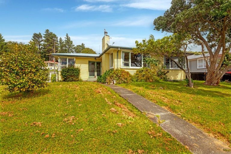 Photo of property in 61 Cambridge Terrace, Kaiti, Gisborne, 4010