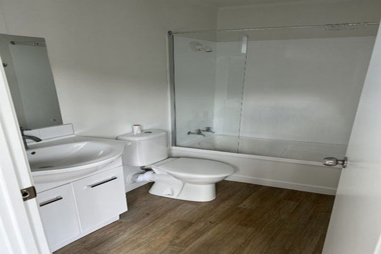 Photo of property in 62 Skip Lane, East Tamaki, Auckland, 2013