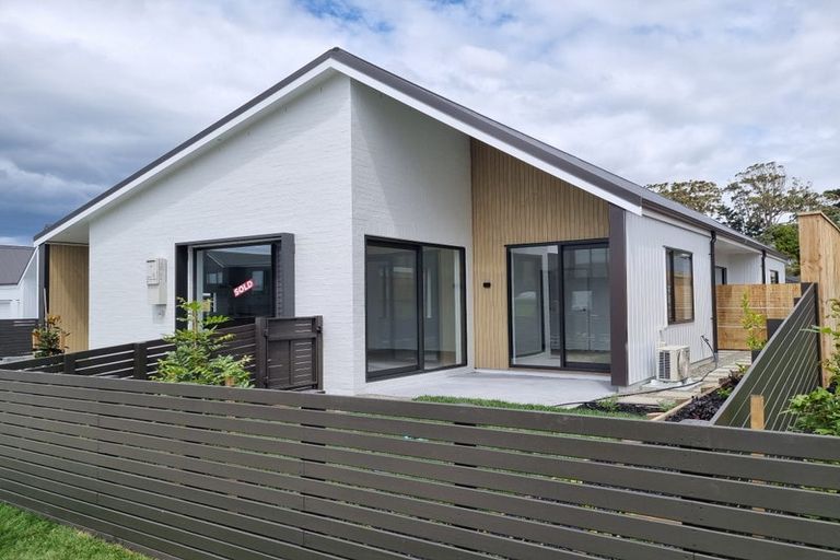 Photo of property in 31a Cambie Avenue, Red Beach, 0932