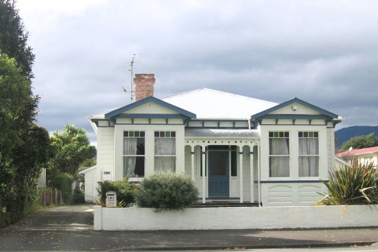 Photo of property in 104 Gibbons Street, Ebdentown, Upper Hutt, 5018