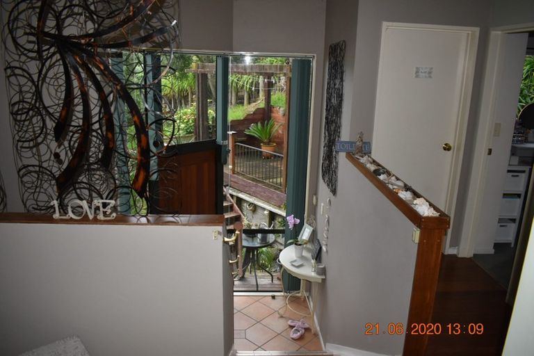 Photo of property in 31c Greenvalley Rise, Glenfield, Auckland, 0629