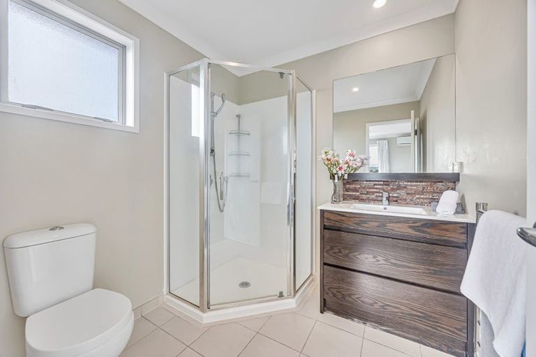 Photo of property in 8 Baverstock Road, Flat Bush, Auckland, 2016