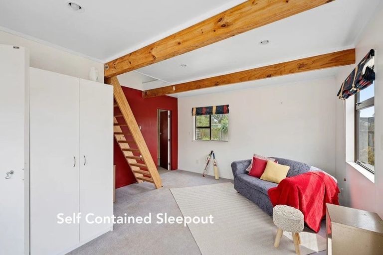 Photo of property in 25 Kanawa Street, Waikanae, 5036