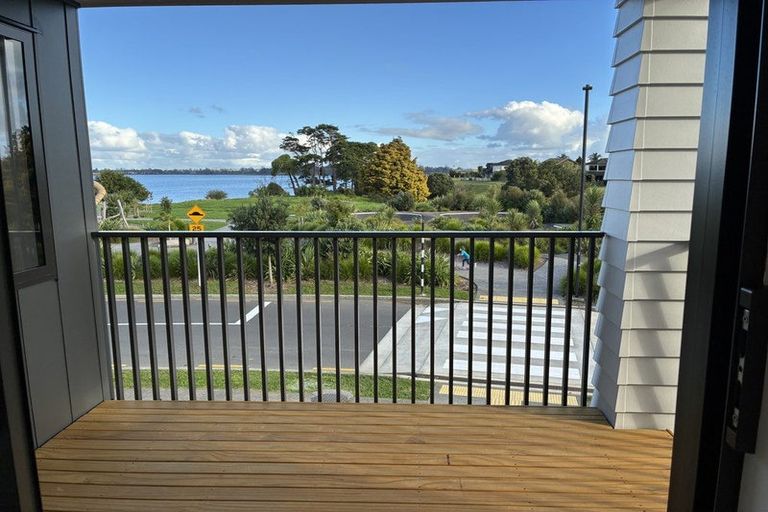 Photo of property in 131 Waituarua Drive, Takanini, Auckland, 2112