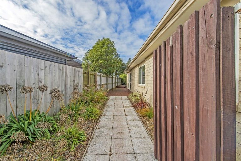 Photo of property in 64 Park Terrace, Waikuku Beach, 7473