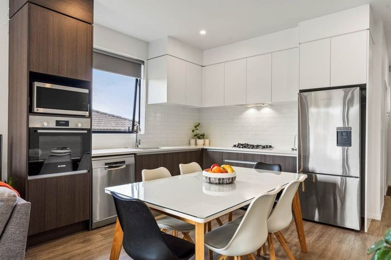 Photo of property in 148a Moire Road, West Harbour, Auckland, 0618