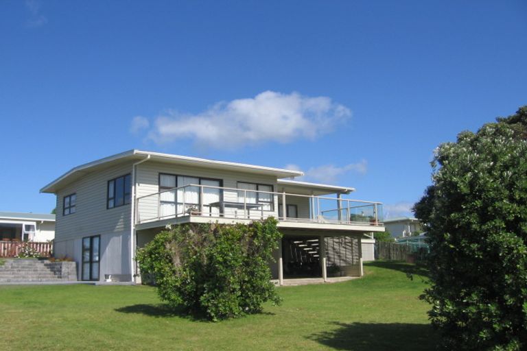 Photo of property in 22 Shaw Road, Waihi Beach, 3611